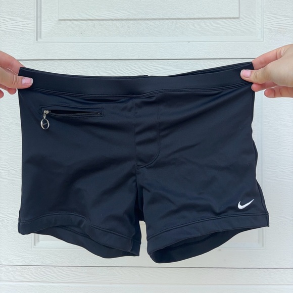 Nike shorts 
Size US Women’s Small - Picture 1 of 2